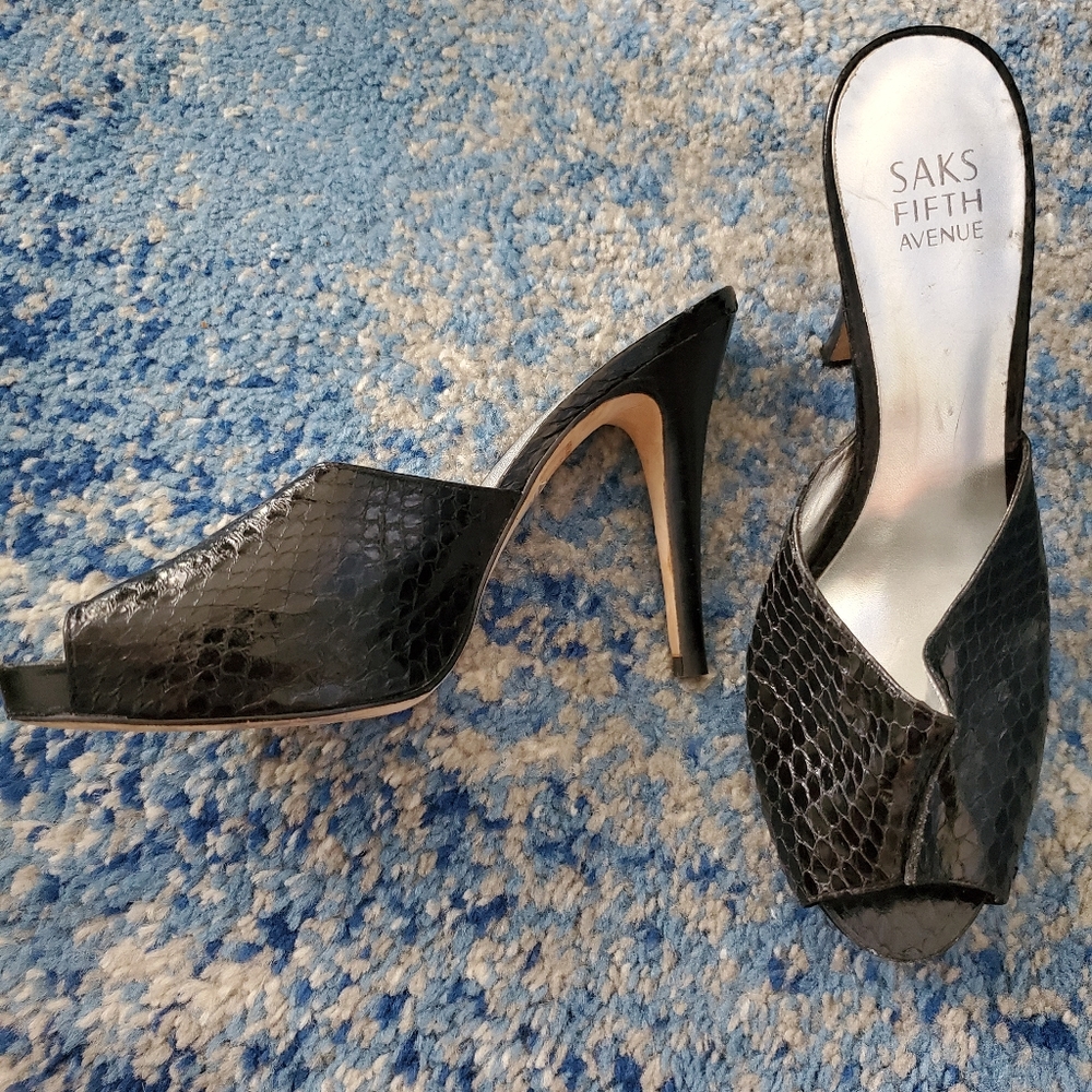 Saks Fifth Ave snake leather slide  heel